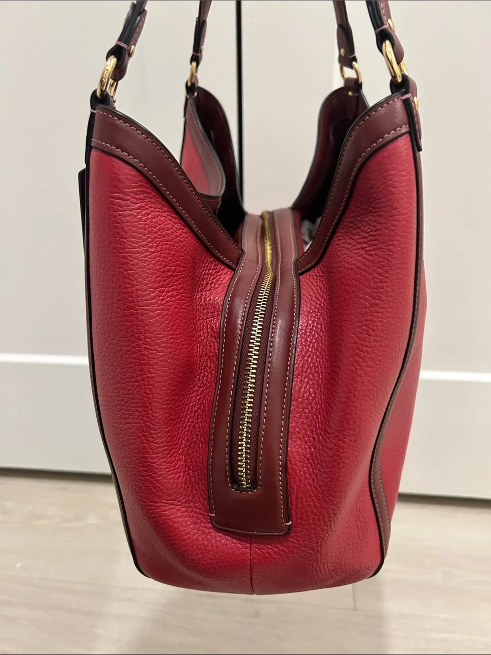 Coach (EUC) Kristy Shoulder Bag in Red Apple Colorblock